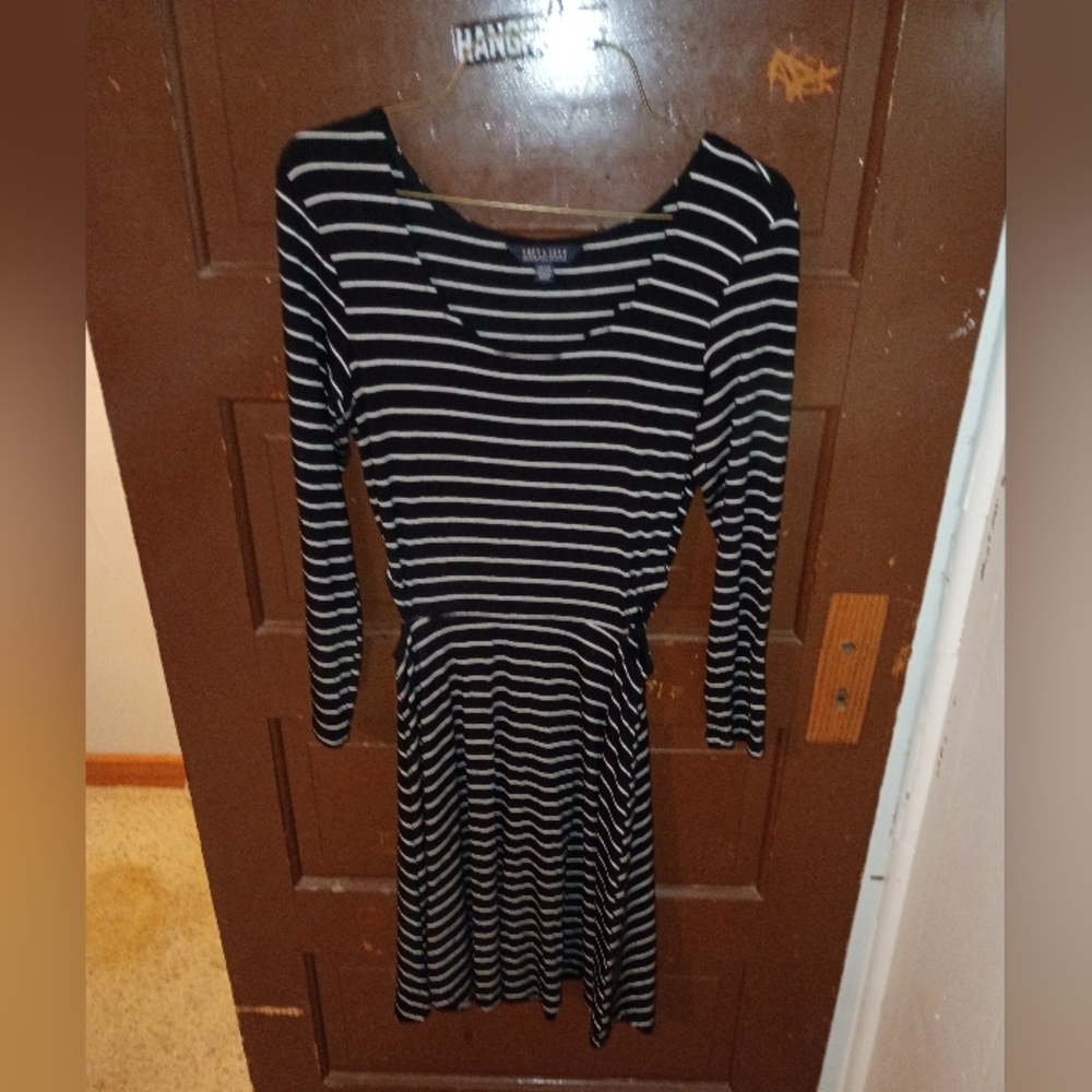 EUC American Eagle Outfitters Long Sleeve Striped Dress With Side Cut Outs S